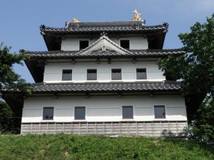 羽衣石城