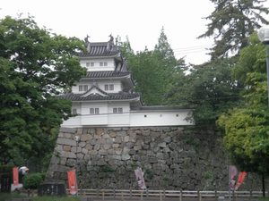 津城