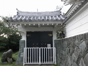 撫養城